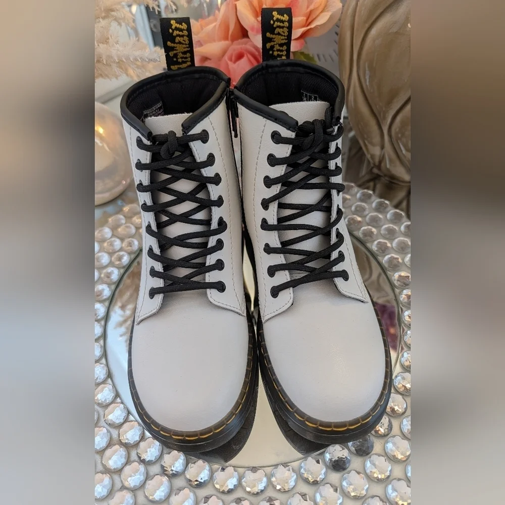 Dr. Martens White Leather Savala Lace Up Combat Boots Youth Size 2